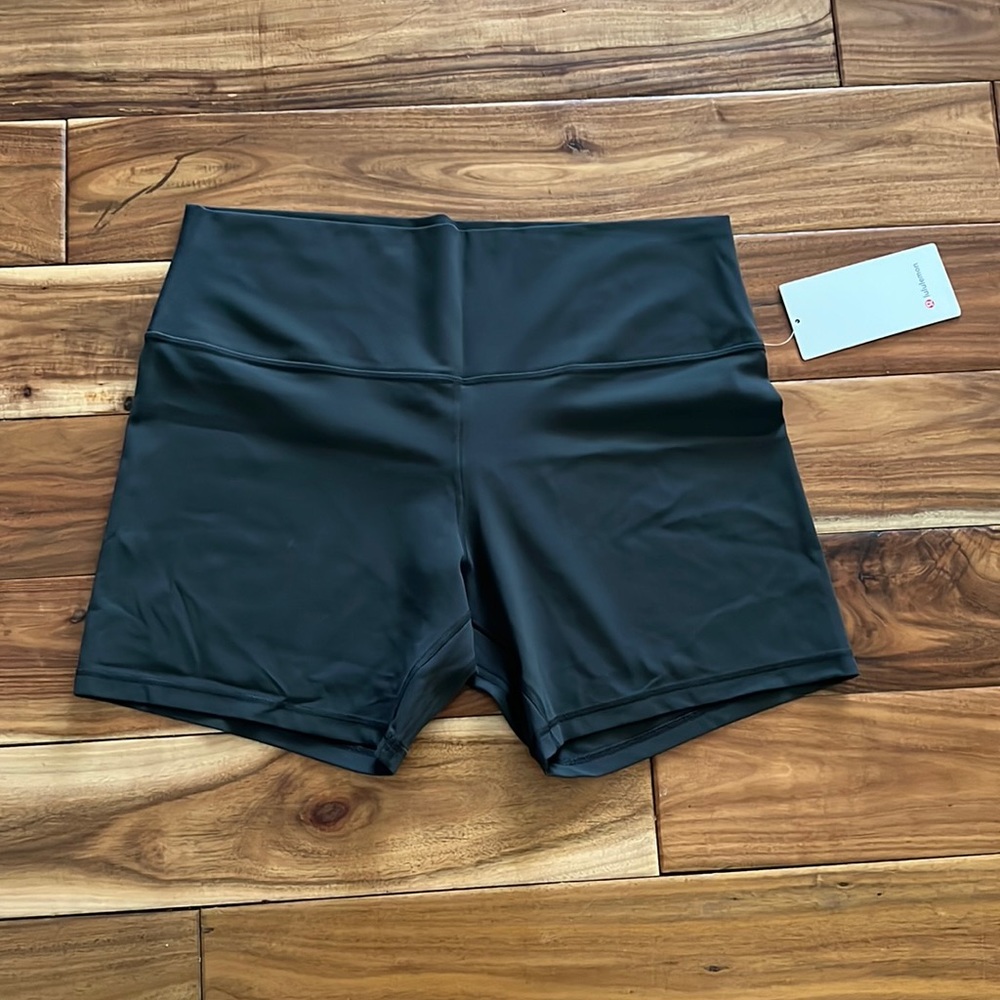 lululemon align shorts 6”